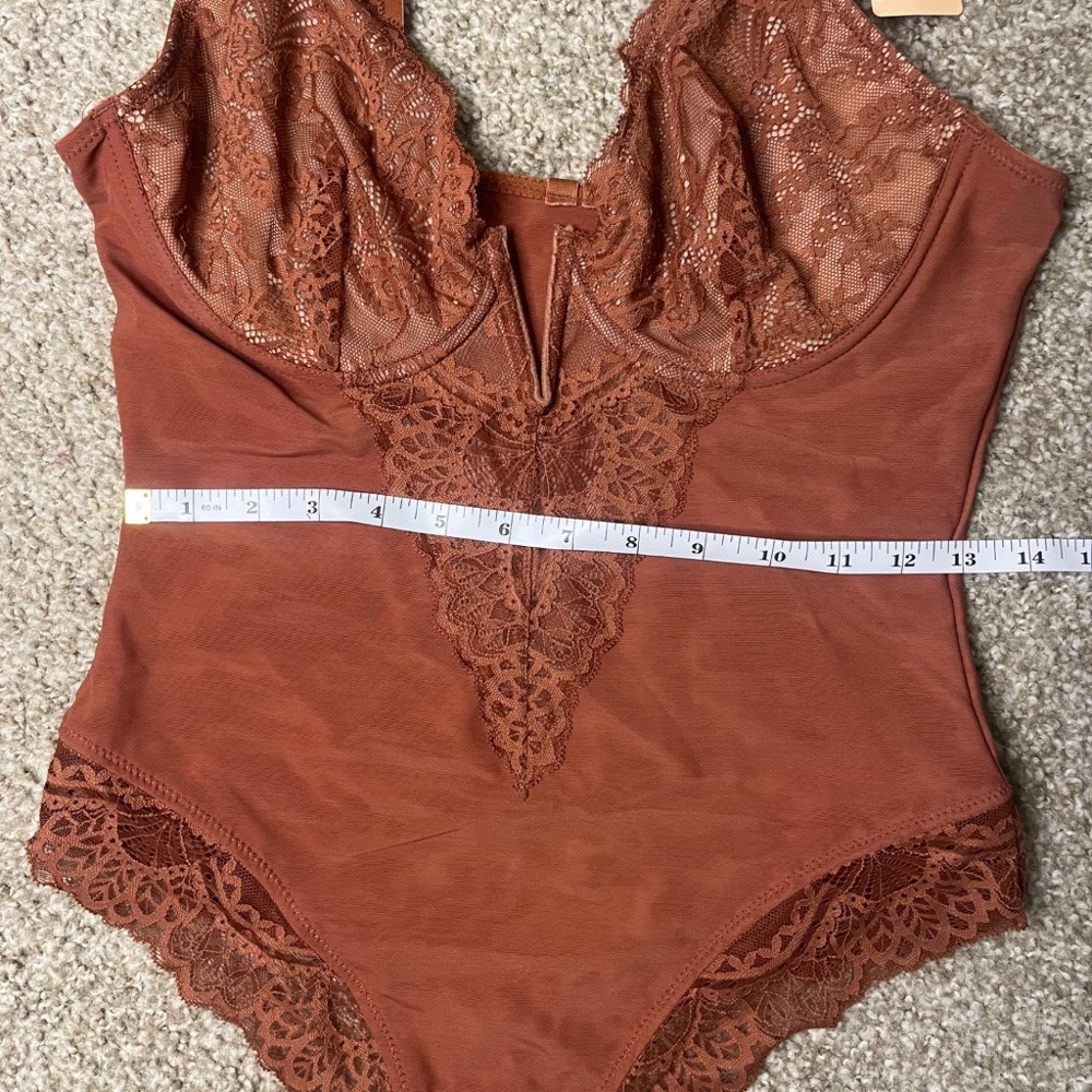 Popilush Lace Shapewear Bodysuit – Rust Brown – Size Medium – NWT - Picture 4 of 8